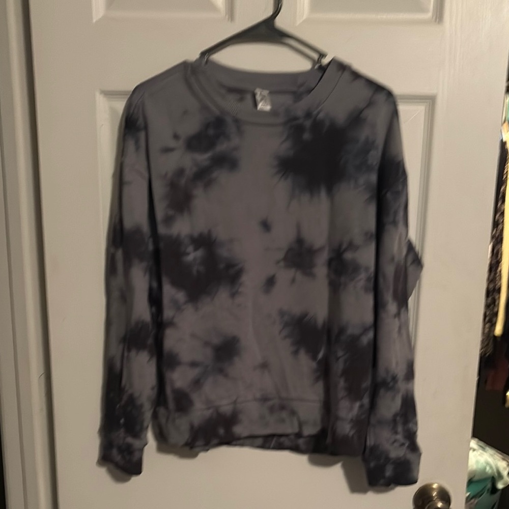 Gray and Dark Blue Tie-Dye Sweatshirt